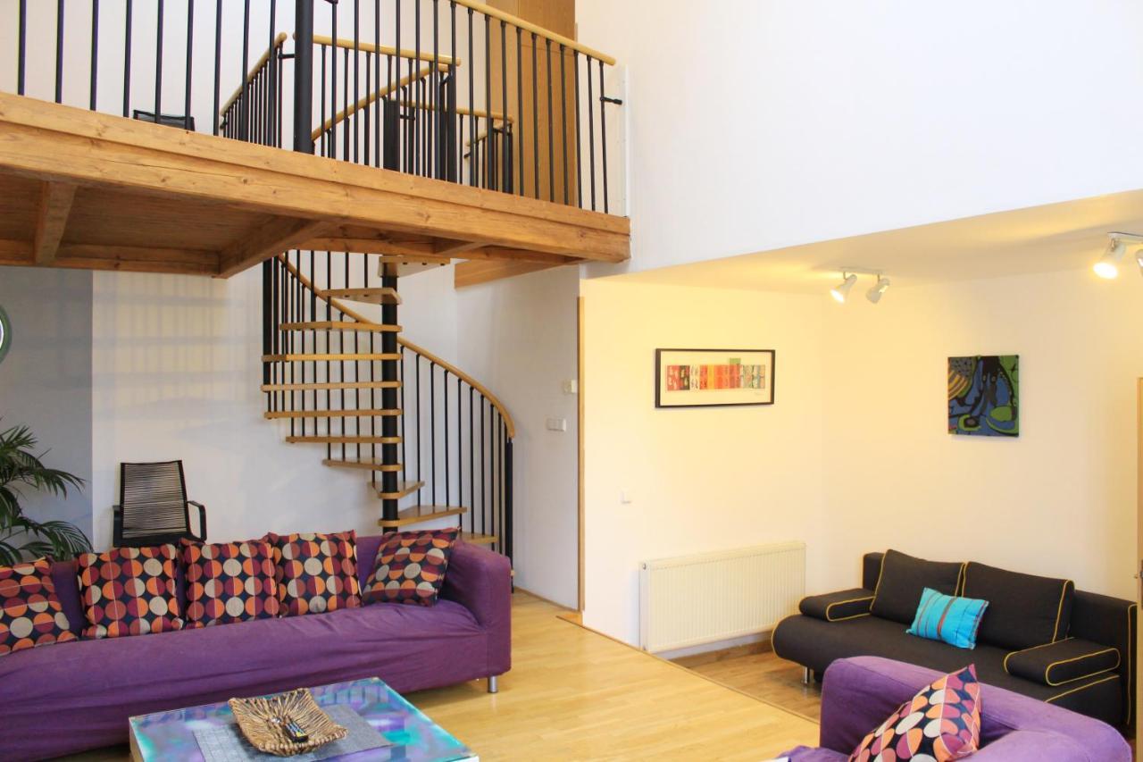 Beautiful Apartments In The City Center Prag Exteriör bild