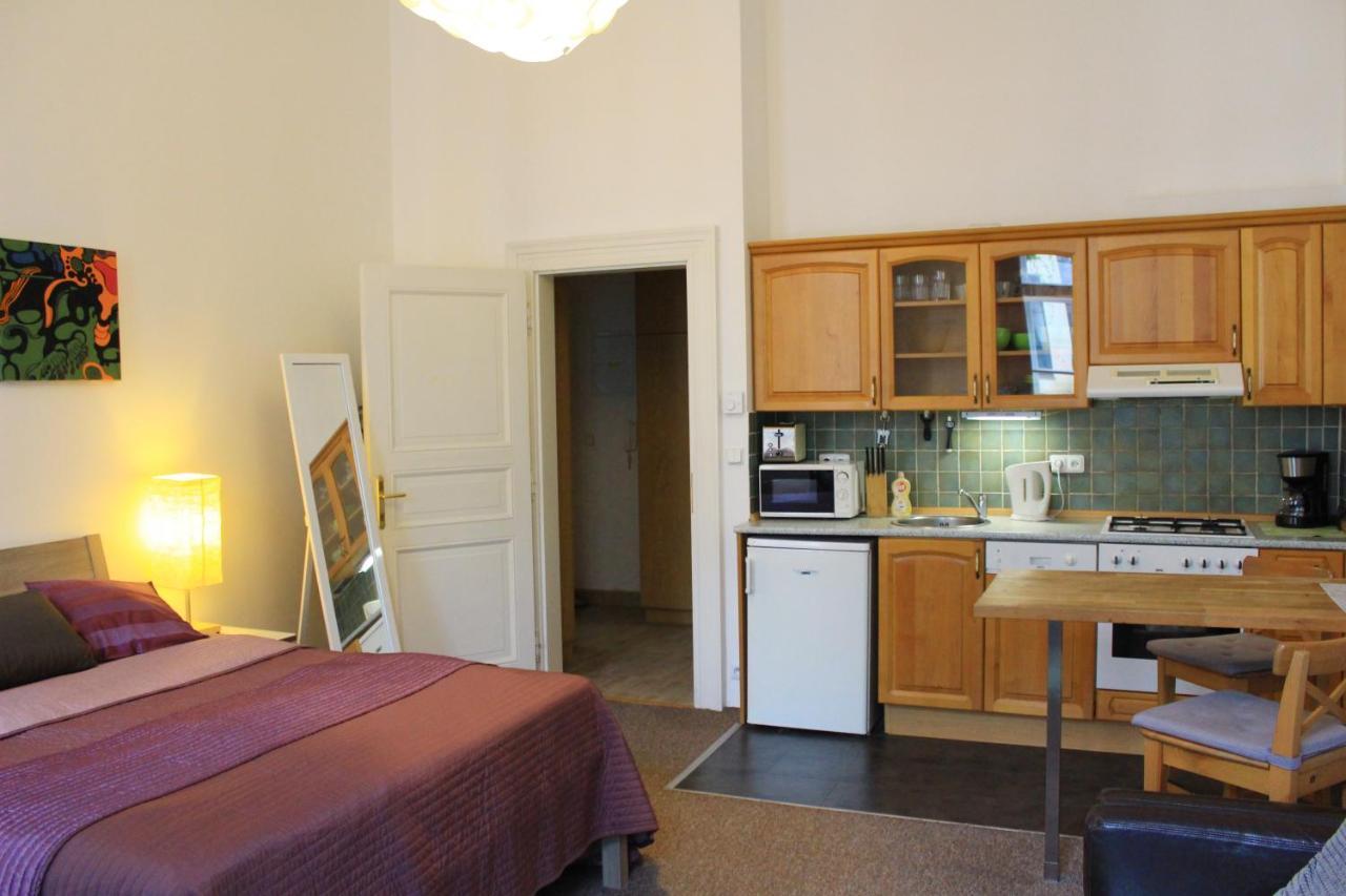 Beautiful Apartments In The City Center Prag Exteriör bild