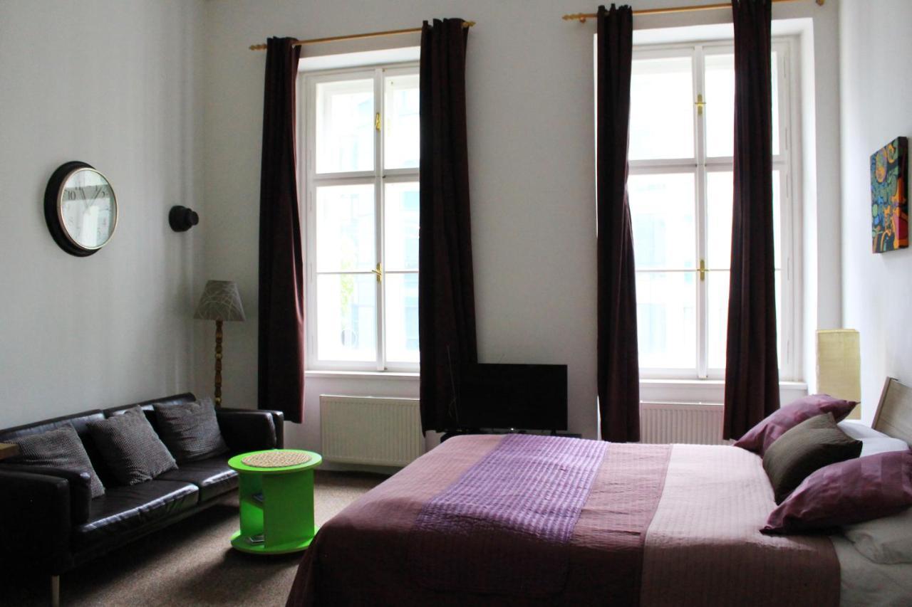 Beautiful Apartments In The City Center Prag Exteriör bild