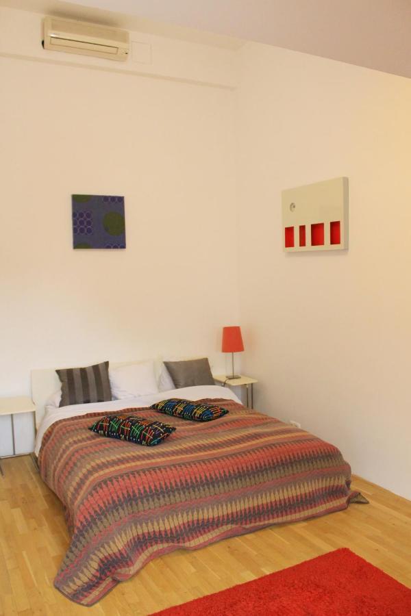 Beautiful Apartments In The City Center Prag Exteriör bild