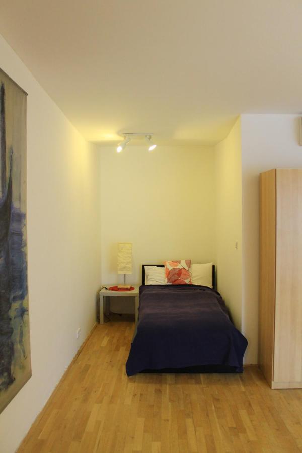 Beautiful Apartments In The City Center Prag Exteriör bild