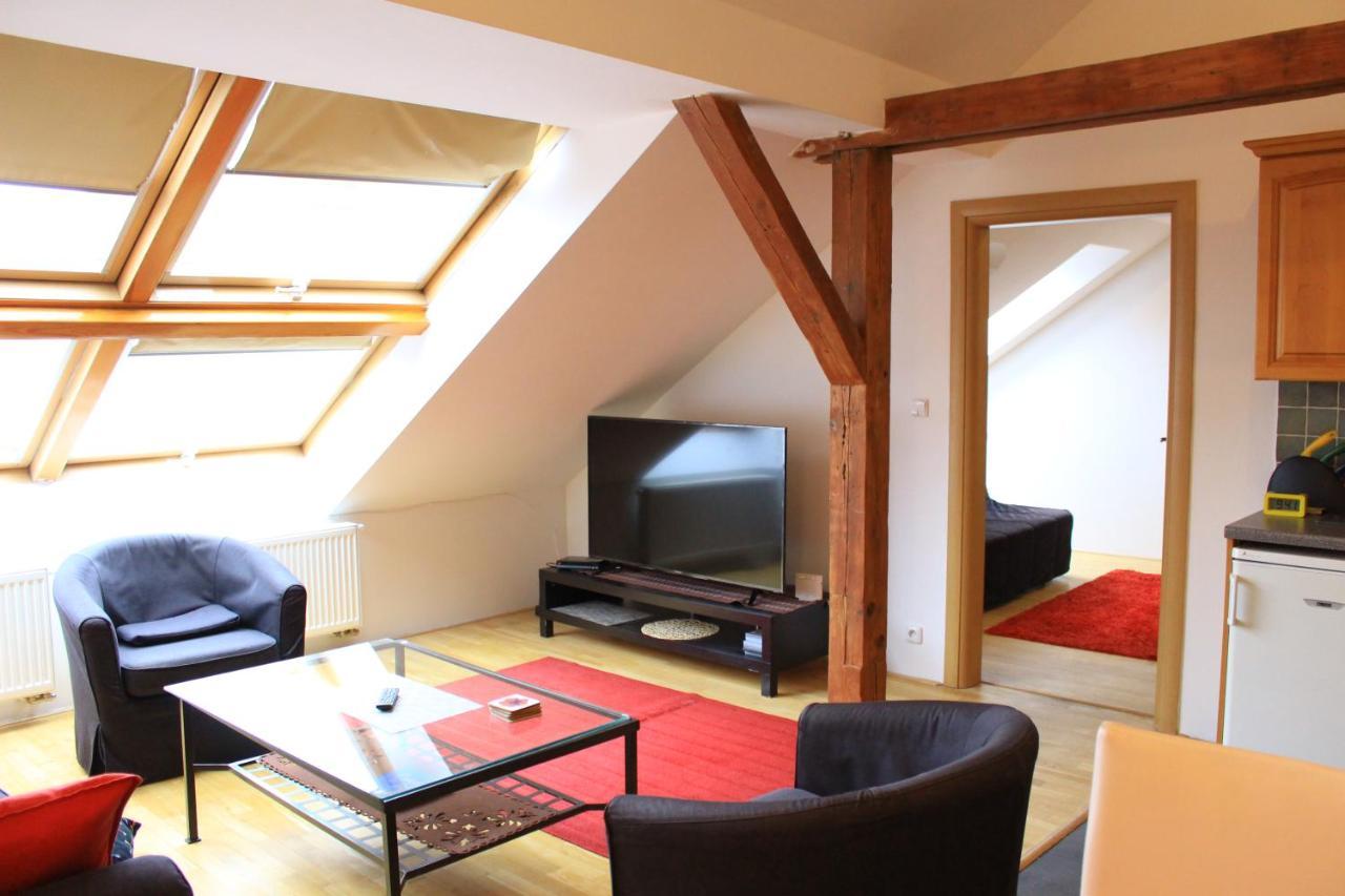 Beautiful Apartments In The City Center Prag Exteriör bild