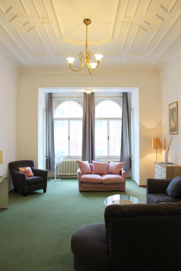 Beautiful Apartments In The City Center Prag Exteriör bild